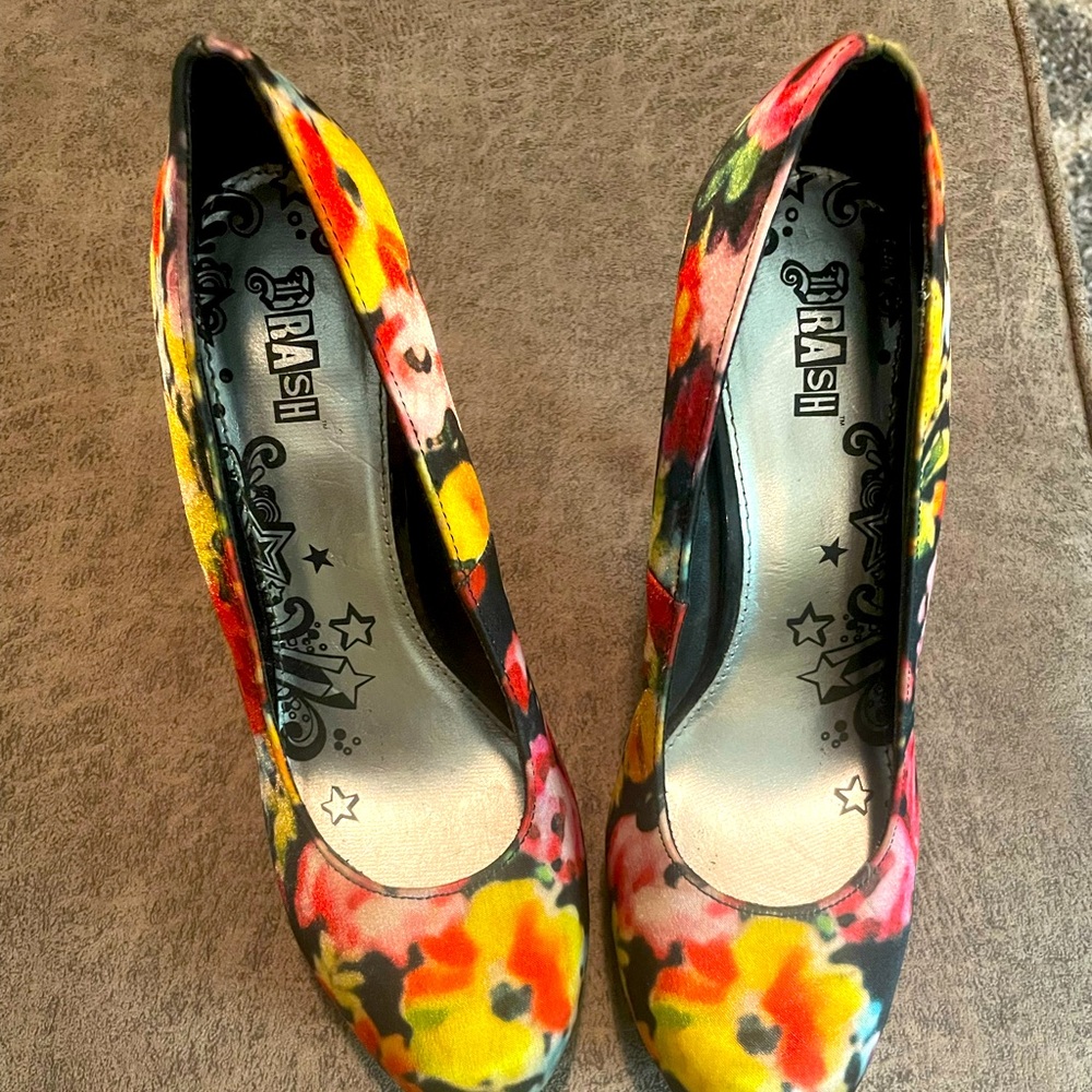 Multicolor “Trash” heels!